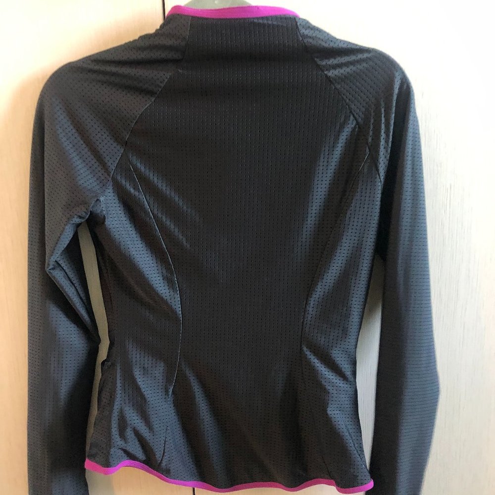Reversible LuluLemon Jacket - Picture 5 of 5